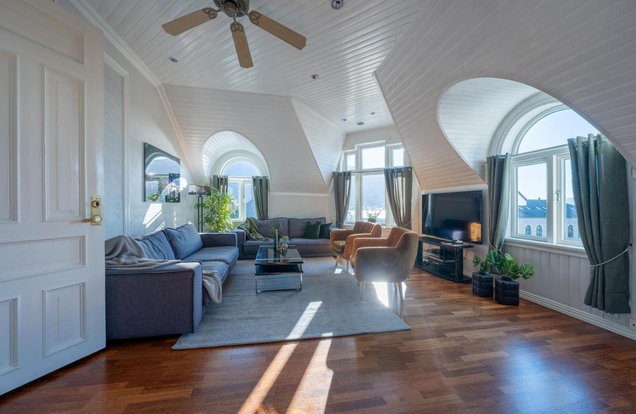 Enter Tromso - Exclusive 4 Bedroom Villa Extérieur photo