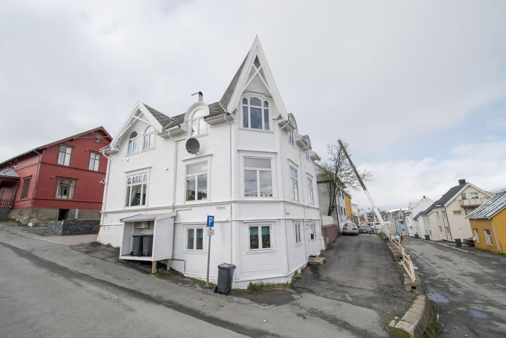 Enter Tromso - Exclusive 4 Bedroom Villa Extérieur photo